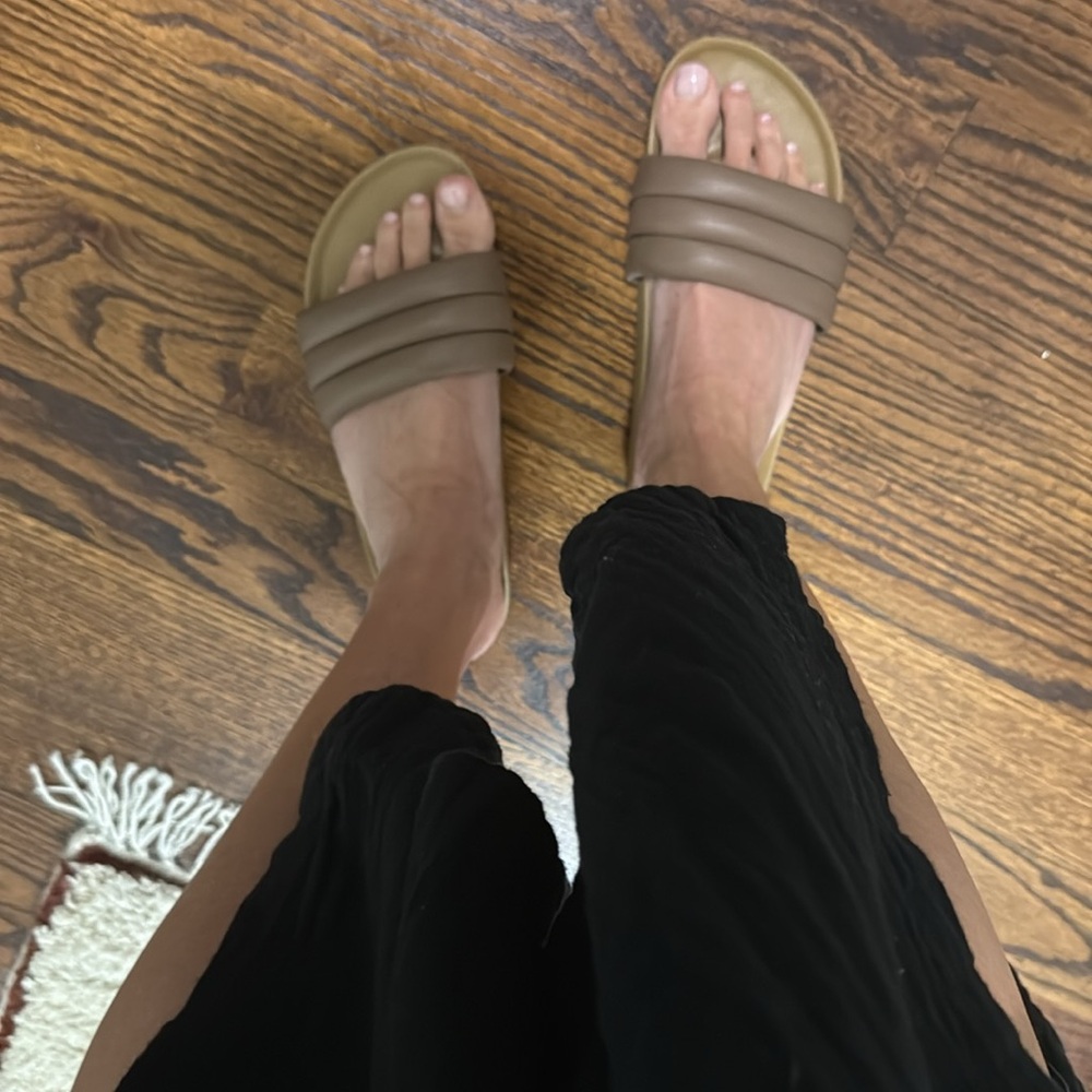 Beatrice Valenzuela Slides Tonal Size 9 Made in California - Picture 3 of 8
